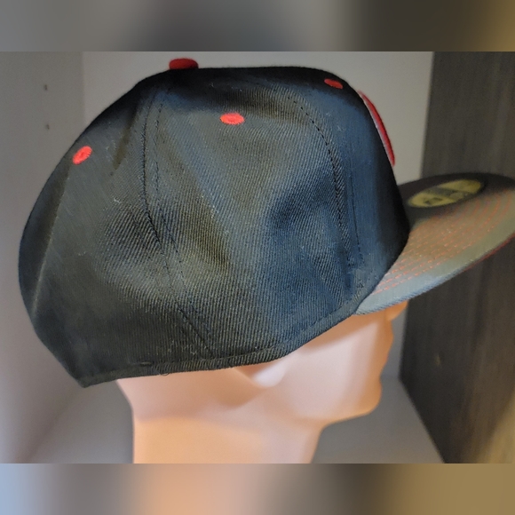 BNWT Montreal Canadiens Fitted Hat Sz 7 3/4 - Picture 3 of 5